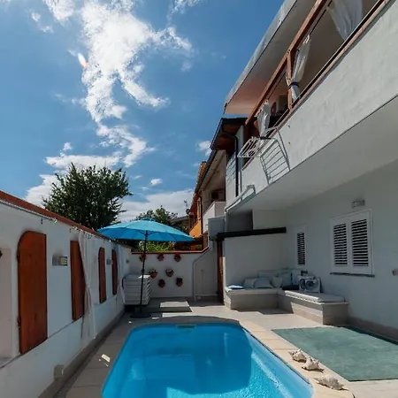 Lovely Garden To Private Heated Pool Apartment Villasimius