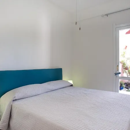 Apartment Lovely Garden To Private Heated Pool