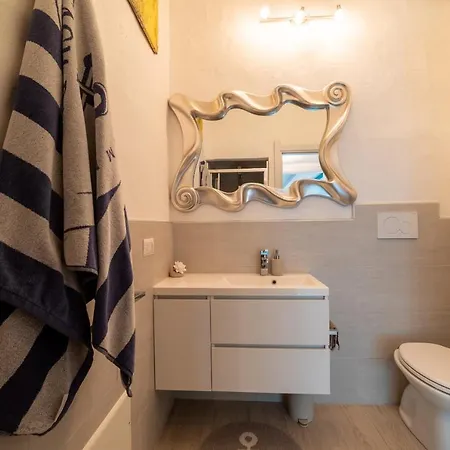 Apartment Lovely Garden To Private Heated Pool *
